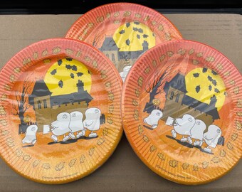 Vintage Halloween plastic coated dessert plate LOT