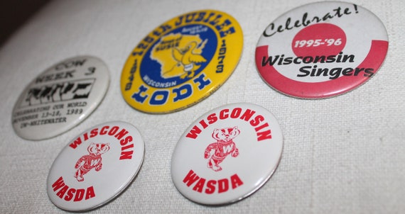 Cow week Whitewater WI LODI Wisconsin Jubilee Vintage State Wisconsin Souvenir Button Pins Wisconsin Wasda Wisconsin Singers Pin