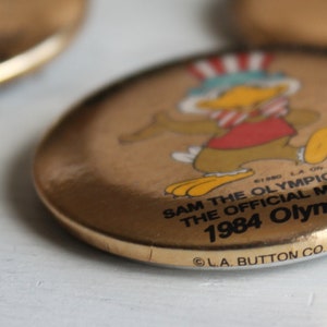 Go For The Gold Sam The Olympic Eagle Mascot Pinback Button Pin L.A. Juegos Olímpicos de 1984 imagen 5
