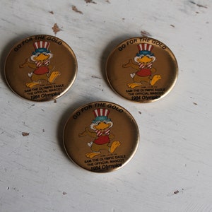 Go For The Gold Sam The Olympic Eagle Mascot Pinback Button Pin L.A. Juegos Olímpicos de 1984 imagen 2