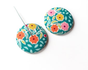 Needle Minder, Design #75 - Bright Spring Flowers on Turquoise, Cross Stitch Accessory