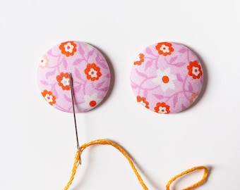 Needle Minder, Design #86 - Pink Fabric, White and Rust Flower Motifs