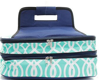 Embroidered Monogram Mint Vine Casserole Carrier-Personalized Casserole Carrier-Monogram Wedding Gift-Embroidered Casserole Carrier