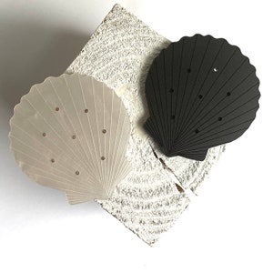 Scallop Shell Mini Earring Holder