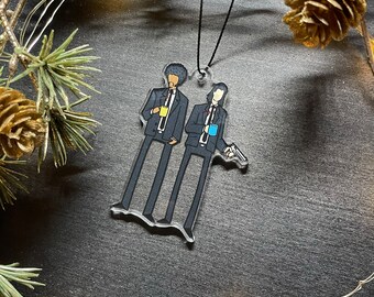 Pulp style ornament