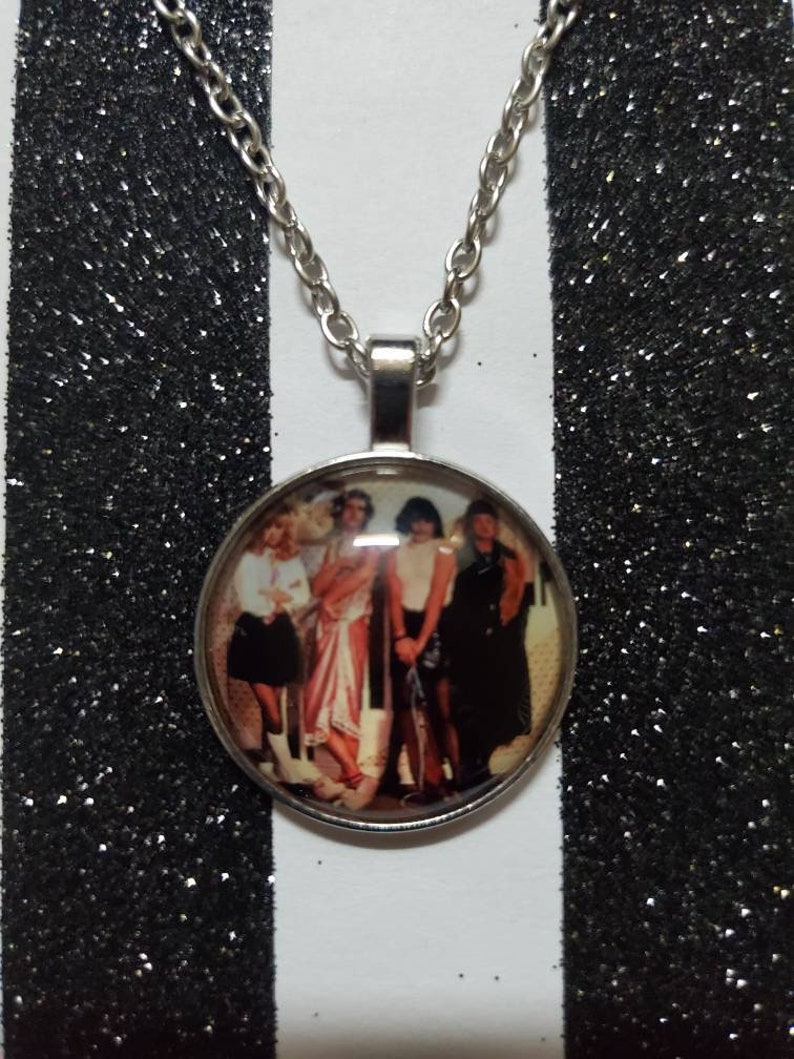 I Want To Break Free Cabochon Necklace