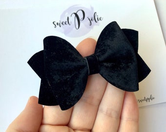 Black Velvet Hair Bow // Jet Black Fall Christmas Holiday Winter Hair Bow Headband // Large Girls Newborn Baby Toddler Bow