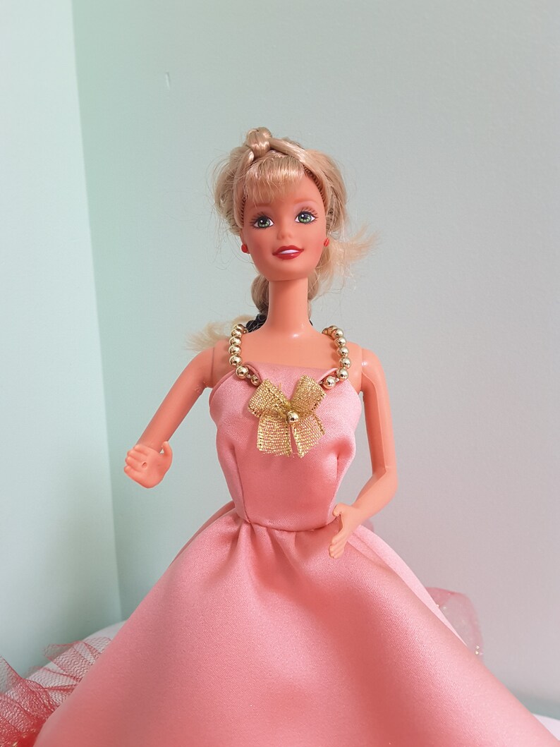 barbie peach dress