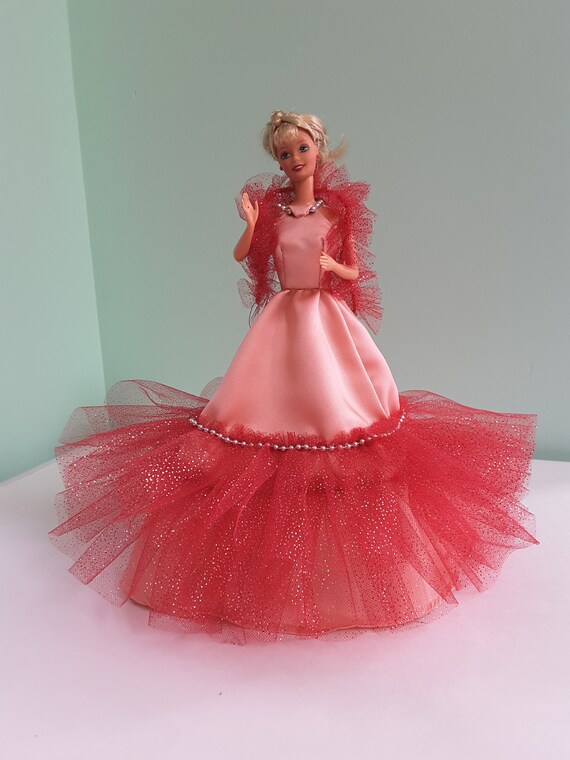 barbie peach dress