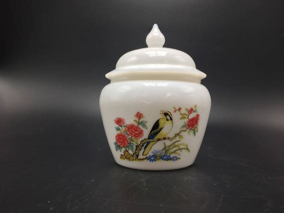 Vintage Avon milk glass jar with lid 1950 1960s Milk Glass Cosmetic Jars