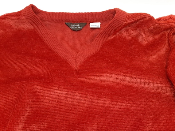 1970s Hudsons The Mens Store Red velour acrylic v