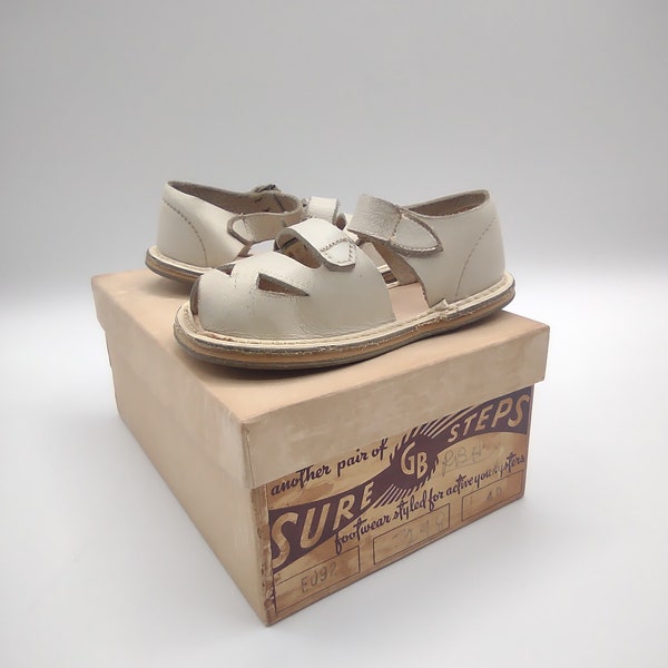 Vintage  in box Sure Steps Baby Shoes Leather Sandles
