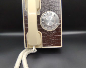 1980s Faux Alligator Skin Telephone Western Electric