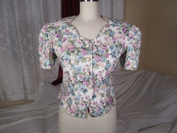 Vintage 1980s blouse with shoulder pads