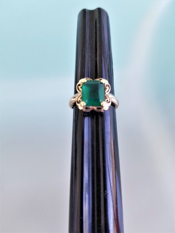 10k Gold Ring Green (May Birthstone) Pinky Ring /… - image 4