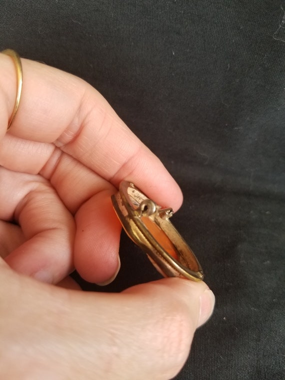 Cameo Brooch Lady Silhouette Pin Victorian Gem