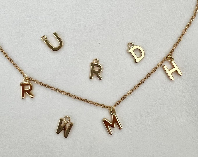 Dainty custom letter initial gold chain necklace