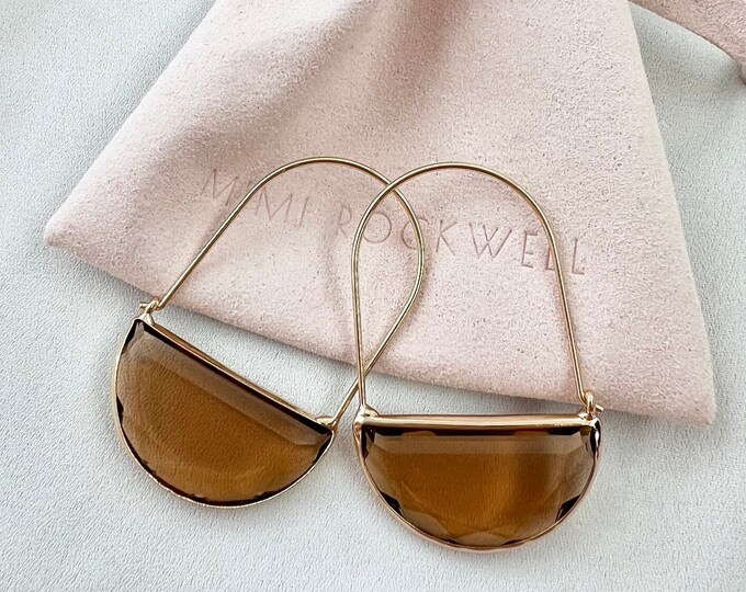 Tawny brown glass gold earrings
