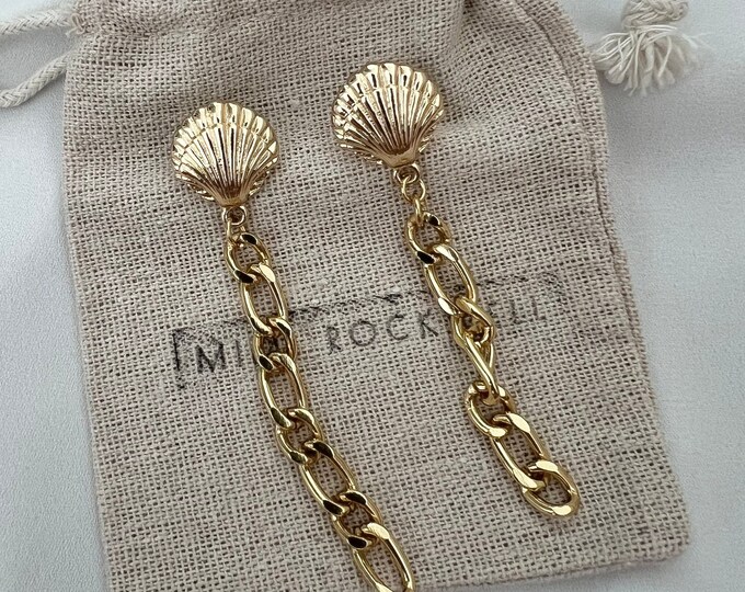 Gold shell thick chain drop earrings