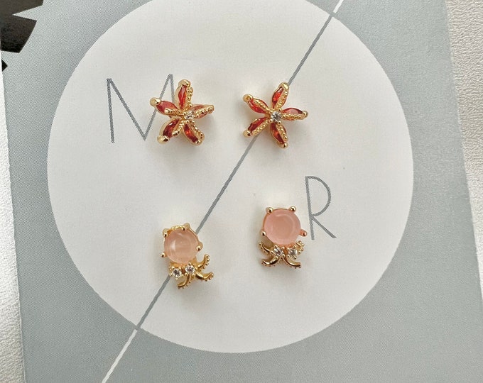 Tiny starfish and octopus 18 k gold stud earring set