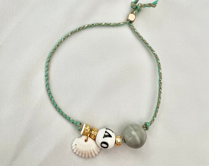 Love bead shell green string adjustable bracelet