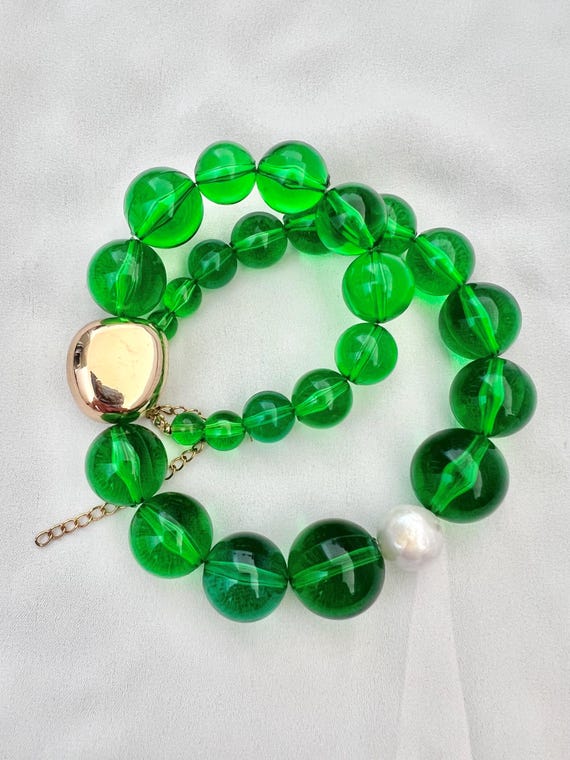 Chunky clear green acrylic bead pearl gold necklace