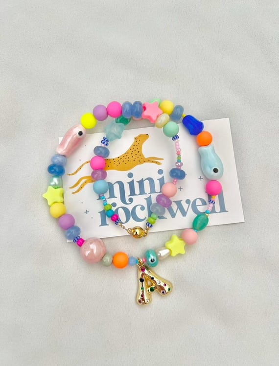 Kids custom gold bubble letter multicoloured pearl glass bead magnetic lock necklace