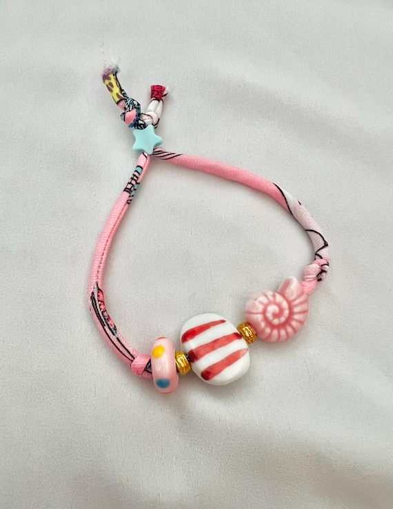Pink shell stripe bead recycled scarf bracelet