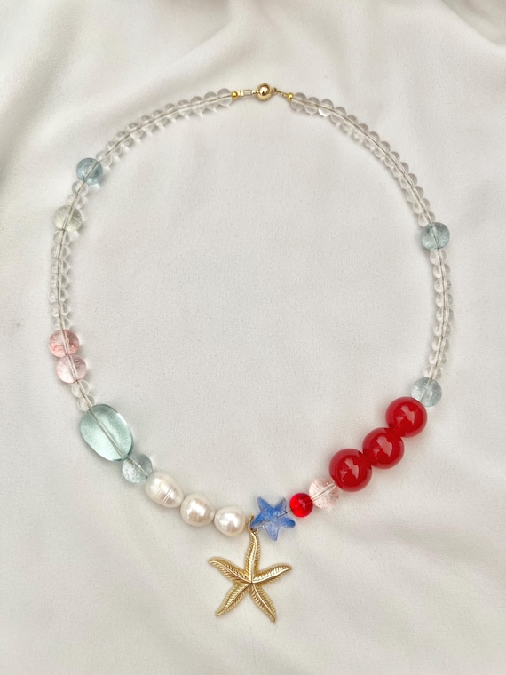 Starfish clear bead gold necklace