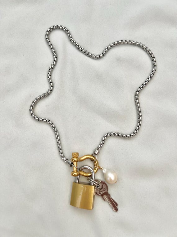 Key and lock horseshoe lock gold silver stainless steel necklace