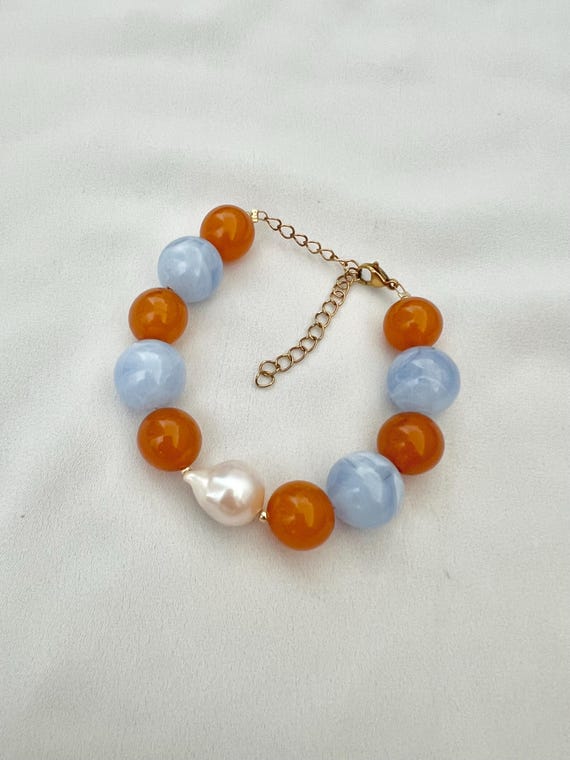 Light blue fudge brown large bead Barque pearl gold bracelet