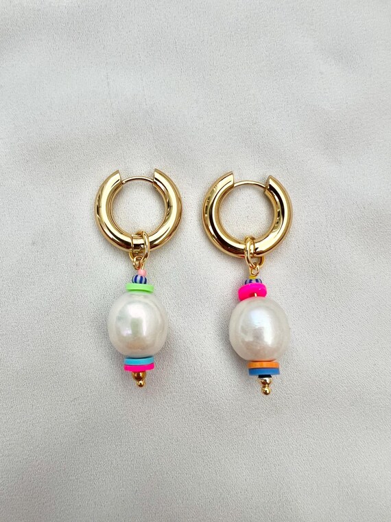 Colourful bead Baroque Freshwater pearl thick gold hoop earrings