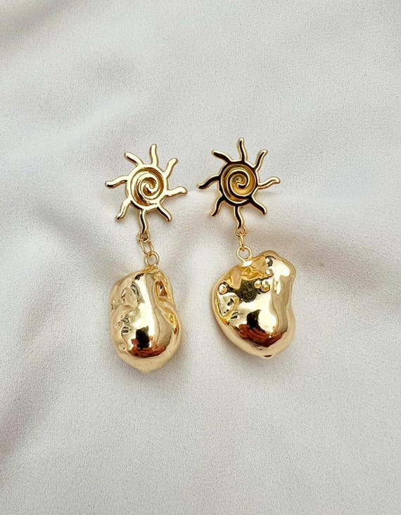 Gold dipped Baroque pearl sun stud earrings