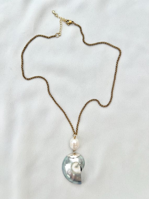 Small unique ice blue Nautilus shell large pearl gold chain necklace