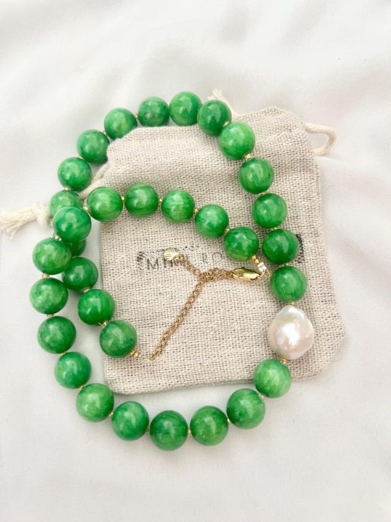 Baroque pearl Green Jade stone bead necklace