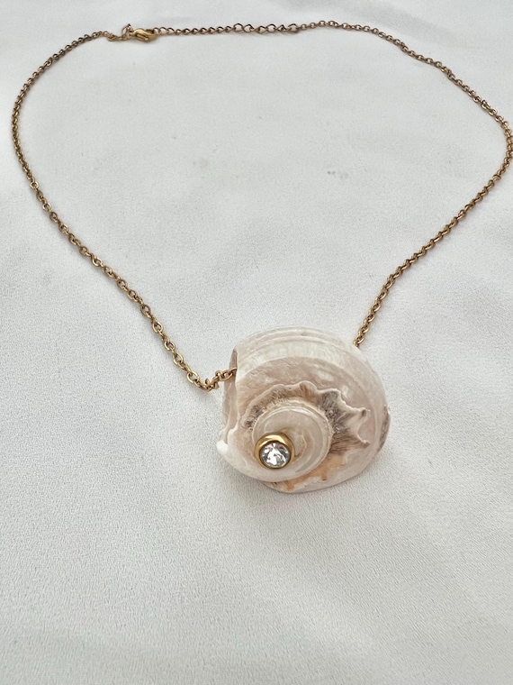 Natural shell clear Cubic Zirconia stone gold chain necklace