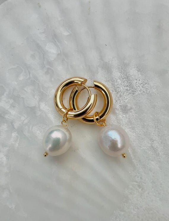 Baroque Freshwater pearl thick gold hoop earrings