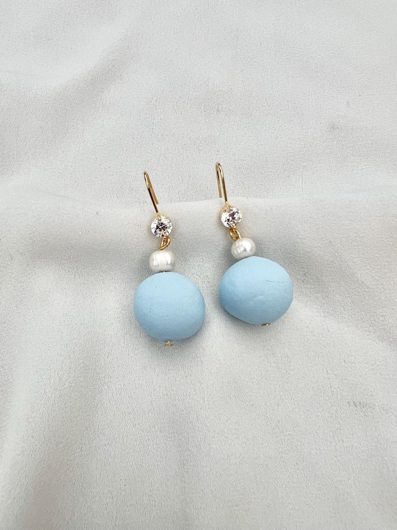 Light blue large bead pearl Zircon gold earrings