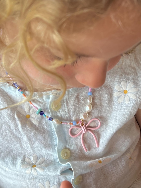 Kids pink bow charm pearl glass beaded gold necklace