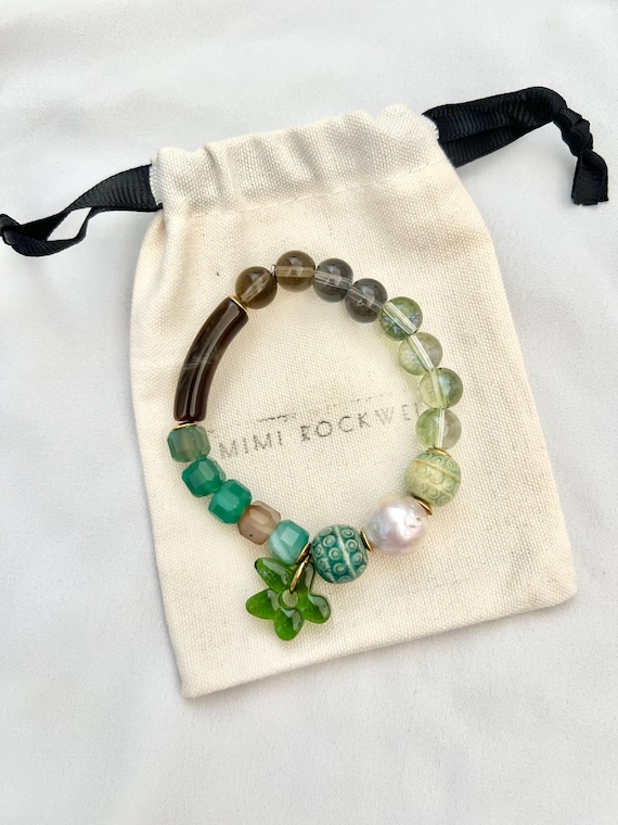 Baroque pearl green gemstone and glass bead flower bracelet