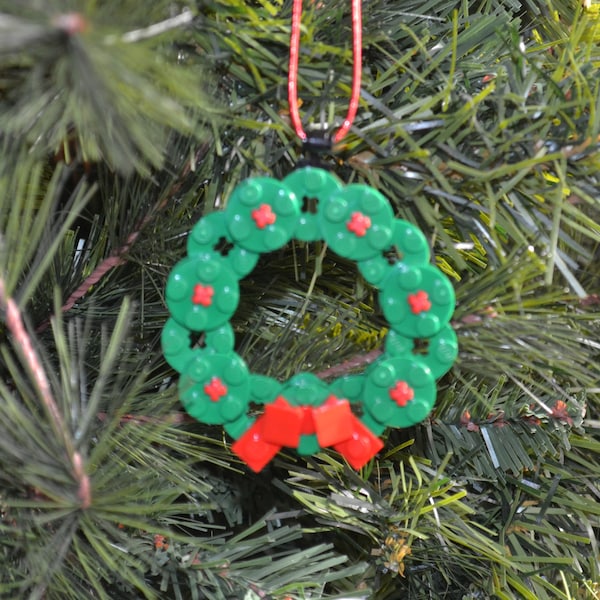 Wreath Christmas Ornament with Instructions - Build Your Own with LEGO® Bricks!