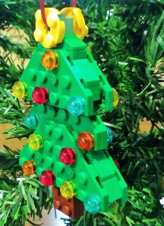 How To: Build A LEGO Christmas Tree