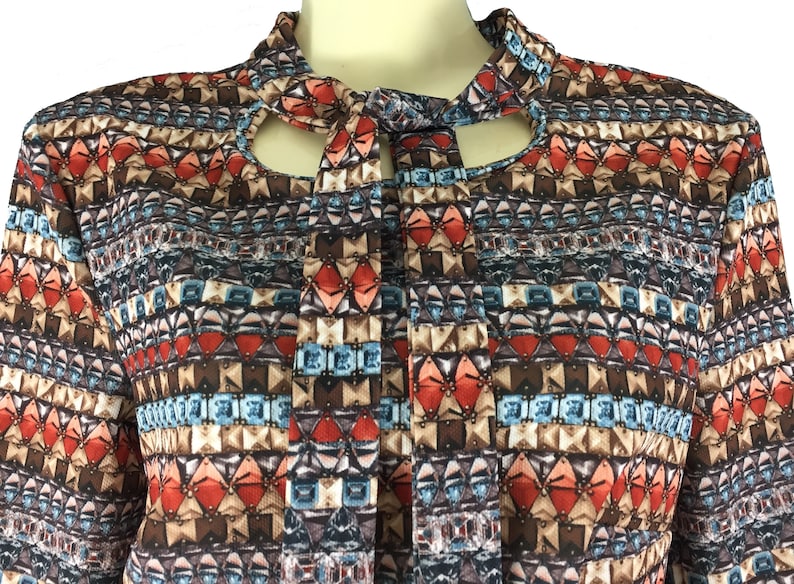 Vintage brown blue print A-line dress 810 Tie neck 1970S