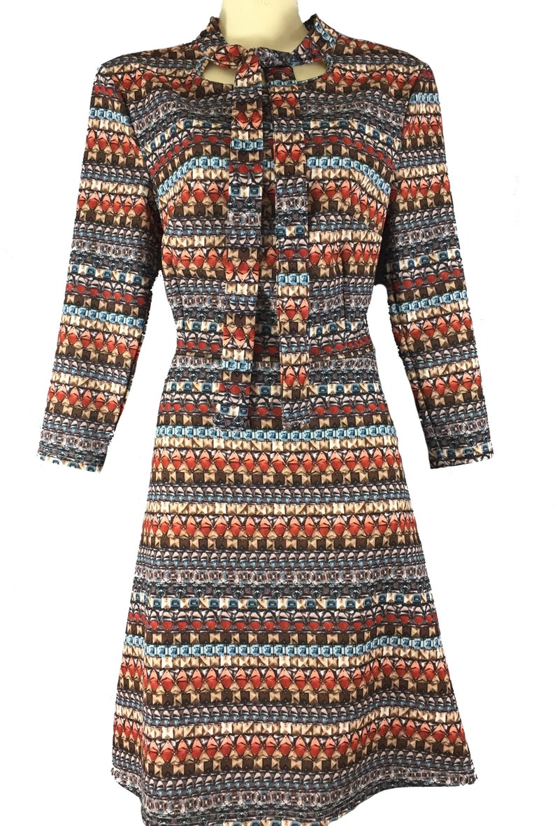 Vintage brown blue print A-line dress 810 Tie neck 1970S