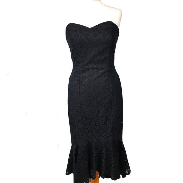 Vintage black lace fitted wiggle dress 8/10 Strapless  Fishtail flare hem Valentina of London Party Cocktail