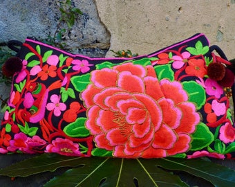 Embroidered Thai bag, pink Hmong bag, boho bag, bohemian purse, Thai purse, evening bag, shoulder bag, Mother's Day gifts