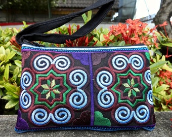 Bestickte Hmong Geldbörse, Geldbörse, kleine Geldbörse, Ethno Geldbörse, thailändische Geldbörse, Boho Geldbörse, bunte Geldbörse, Geschenke für sie