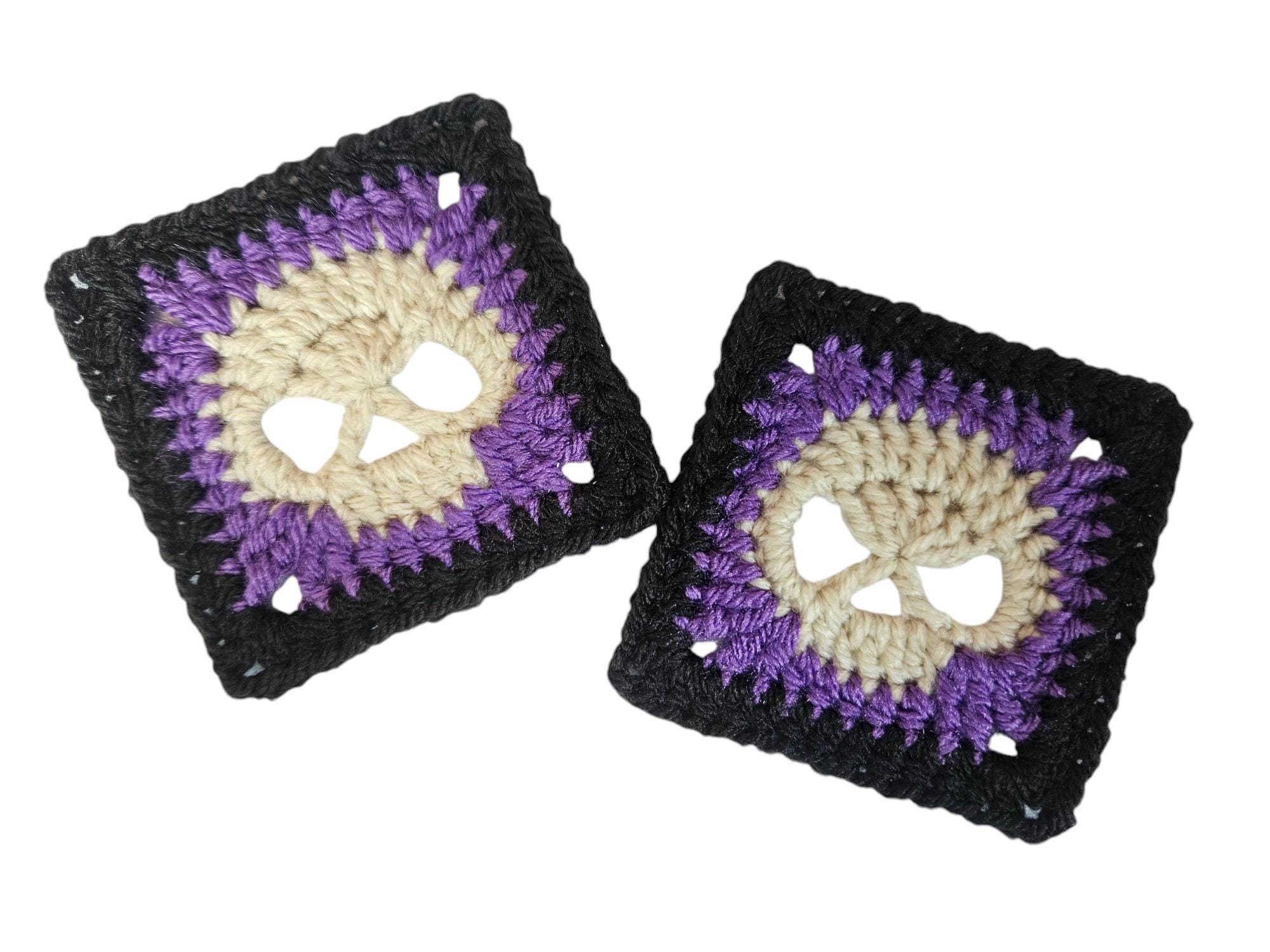 Skull Granny Square Crochet Pattern, Compact Version