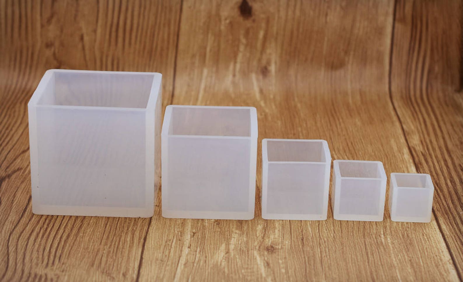 кубические см. блок для записей стамм бз57. кубик из металла. куб см в куб м. магнит квадратный 10х10.