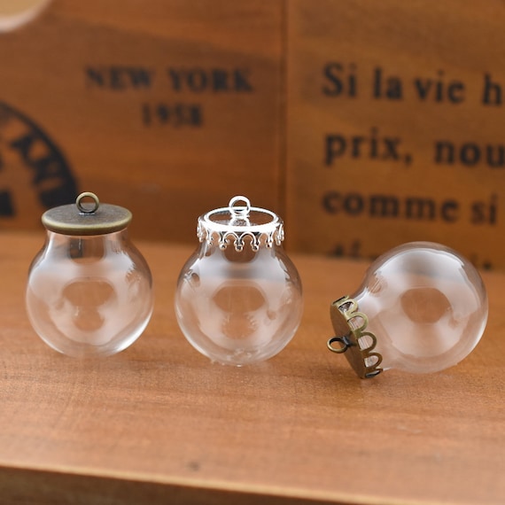 Cap and 2024 globe pendant